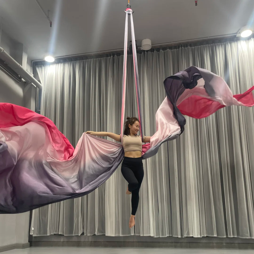 10m Aerial silks Ombre Aerial  - đánh giá và giá Yoga Fitness Studio