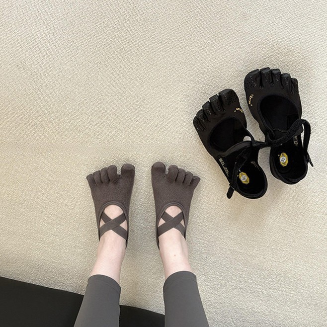 Women's Criss-Cross Strappy Fi - đánh giá và giá Yoga Fitness Studio