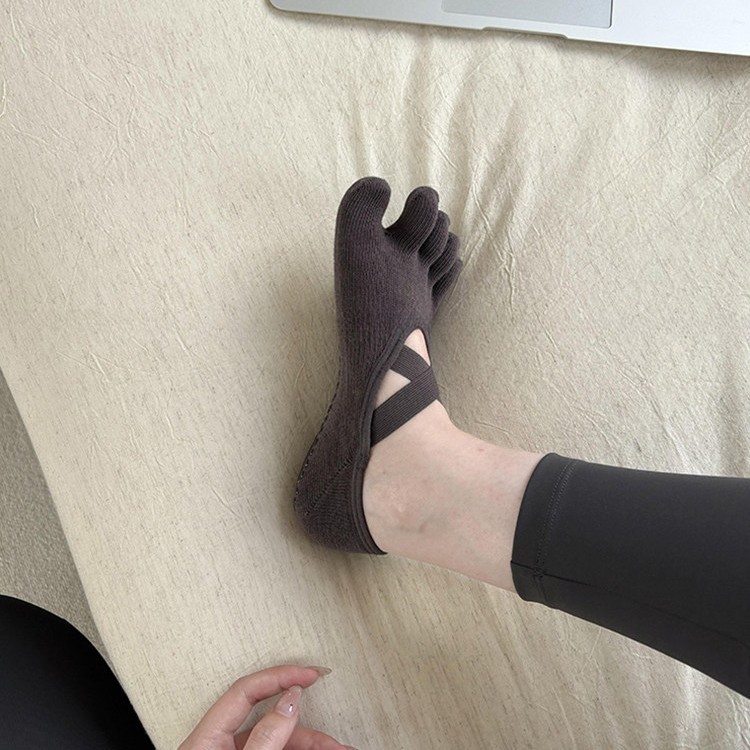 Women's Criss-Cross Strappy Fi - đánh giá và giá Yoga Fitness Studio